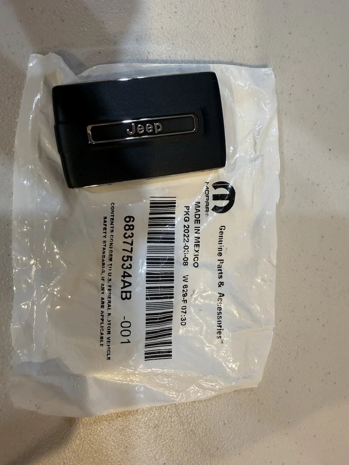 NEW Genuine Mopar 68377534AB Key Fob Transmitter Jeep - Image 3 of 3