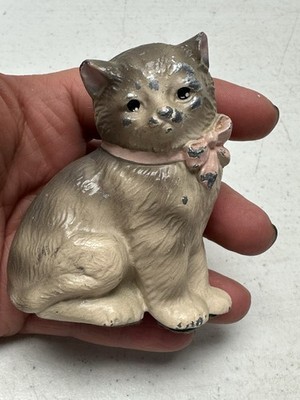 Vtg Handpainted Pewter Metal Cat w/ Pink Bow 3''Tall Sitting Figurine