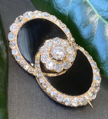 Vintage OMC Diamond Brooch Estate Fine Jewelry Pre-Owned Toi Et Moi 18K Onyx