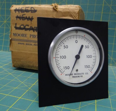 3 1/2'' Moore Products Co. Receiver Gauge 3 - 15 psi CBM 1/4 NPT 6685-01-139-6453