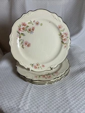 VINTAGE 1944 Homer Laughlin Virginia Rose Set off 4 Salad/Dessert Plate EUC