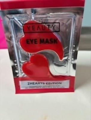 Yeauty 2 Heart Edition 25 pairs of Eye Masks - Astaxanthin, Hyaluronic Acid
