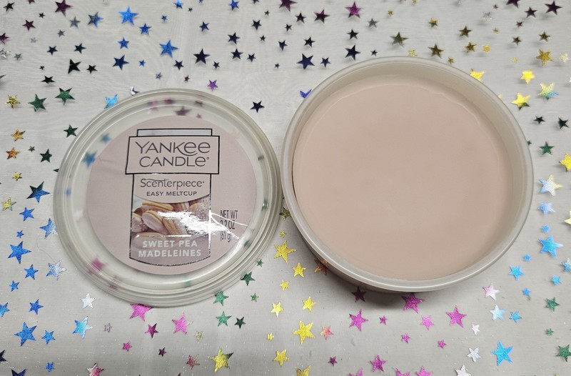 Brand New Never Used Yankee Candle Scenterpiece Wax Melt Sweet Pea Madeleines
