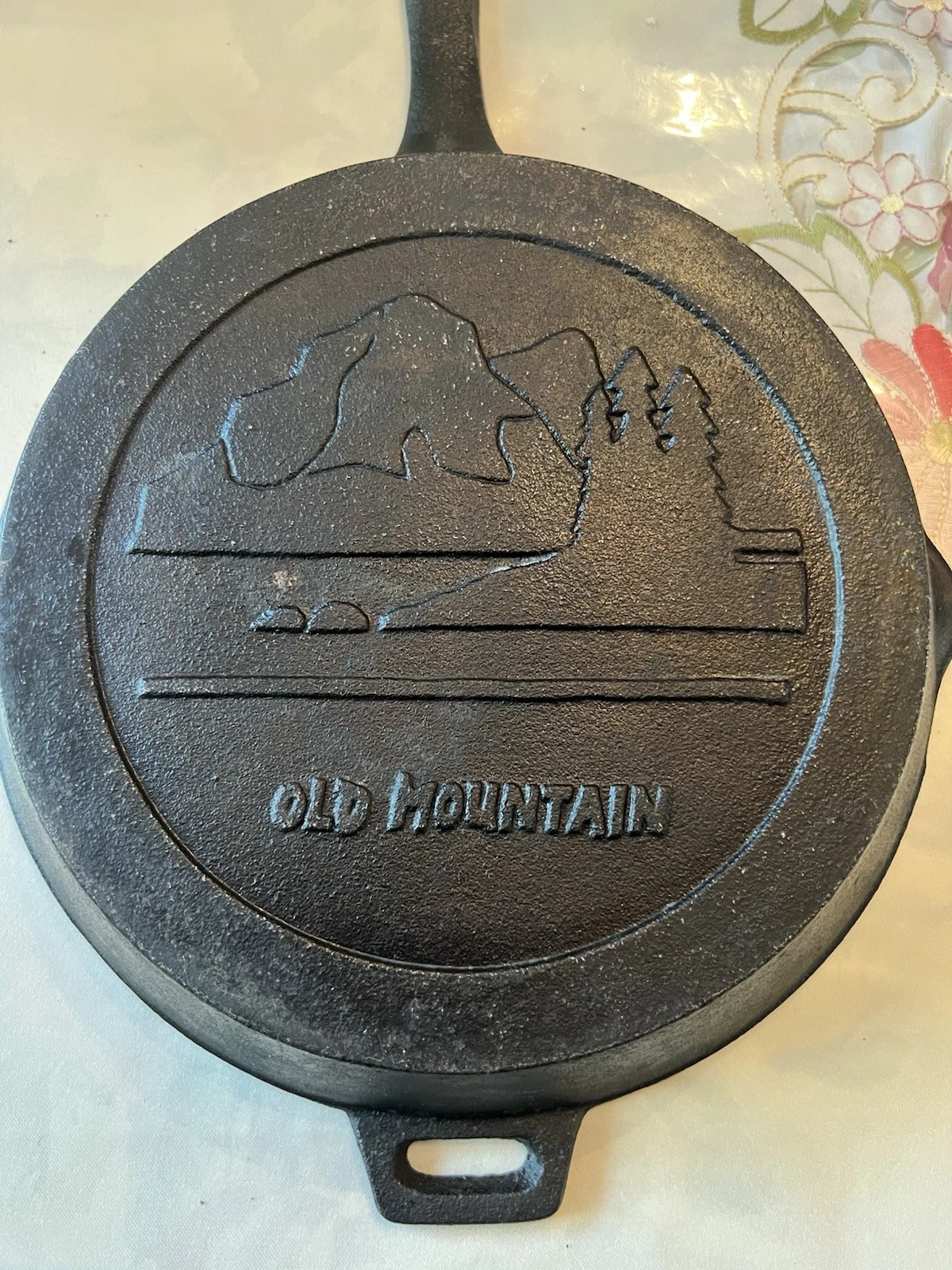 Old Mountain Cast Iron Skillet Pan Cookware 6" Vintage