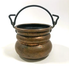 Vintage Hammered Copper Pot Planter Iron Handle Aged Patina 4.5" x 5.5"