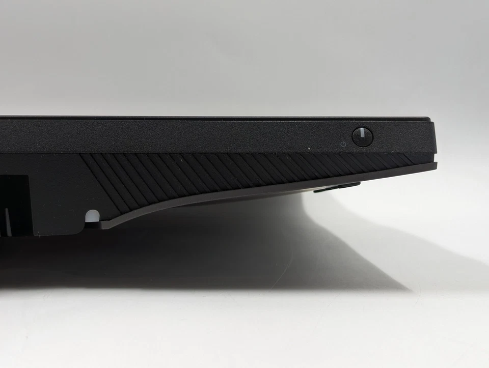 Dell 32" 4K UHD Gaming Monitor 3840 x 2160 144Hz 1ms IPS LED (G3223Q) Black - Image 4 of 4