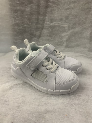 clarks orbit ride white