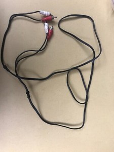 Video Television Cable. Red White AWM 2562 VW-1 300v. 6’
