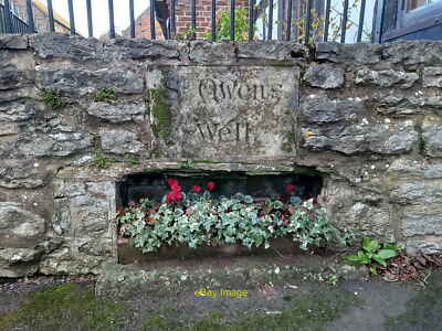 Photo 12x8 St Owens Well Much Wenlock A small and rather inconspicuous ope c2022