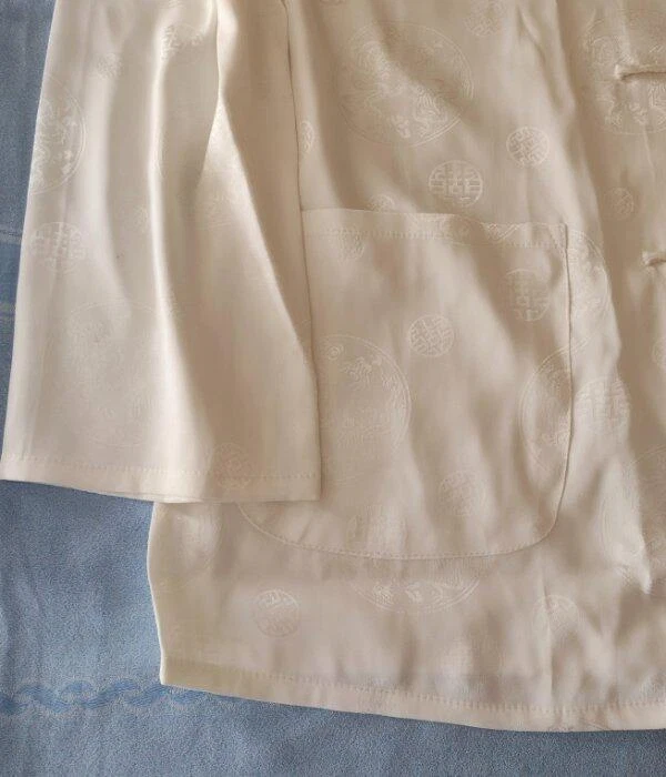 Nuevo en Paquete Blusa Camisa de Noche Oriental Damasco Sedoso Vintage Marfil Cremoso XXL Chaqueta Foto 4 de 4