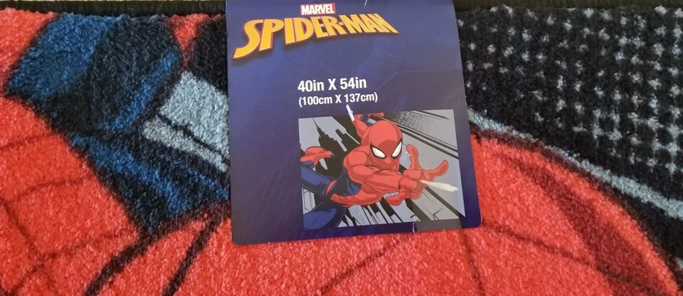 Новый с ценниками ковер Marvel Spider-Man Accent 3 фута x 5 футов - Изображение 2 из 4