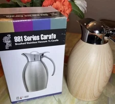(1) NEW Service Ideas 981C10BSLW 1 Liter Light Wood Carafe! $0 Ship To USA!