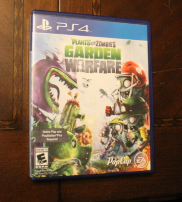 Plants Vs. Zombies: Garden Warfare ~ PS4 ~ Disc & Case