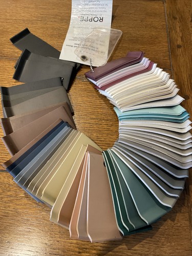 Roppe 700 Series Rubber Wall Base & Vinyl Wall Base Sample Pack