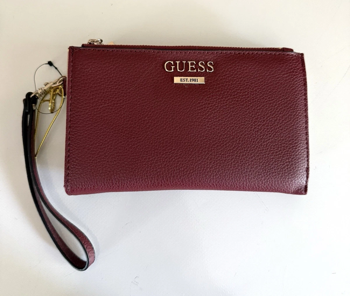 Portafoglio Guess Valla Zip Around Wallet Red – Trapuntato In Poliuretano, 3 Scomparti Carte, Monete E Banconote