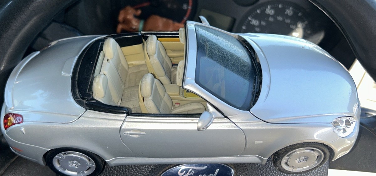 Model Lexus SC430 open top 1:18 by Maisto no box | eBay