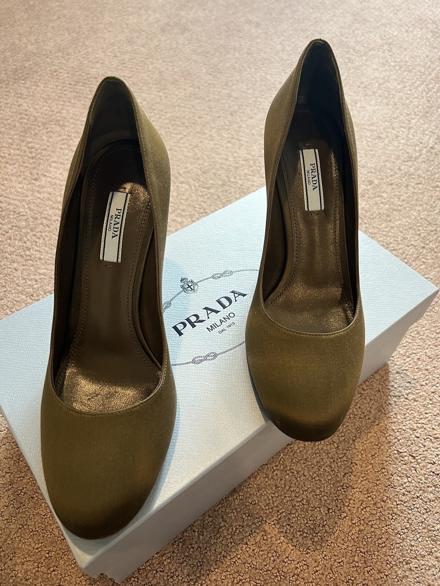 New $ 980! PRADA Satin Court Shoes EU38 Green Square Heel Made in