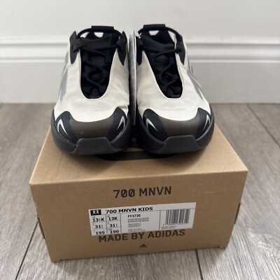adidas yeezy 700 bone