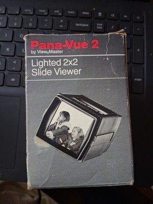 View Master Pana-Vue 2 Lighted 2x2 Slide Viewer 35MM 126 Cartridge Super Slides