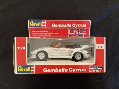 NEW IN BOX DIECAST REVELL GEMBALLA CYRRUS SCALE 1:24