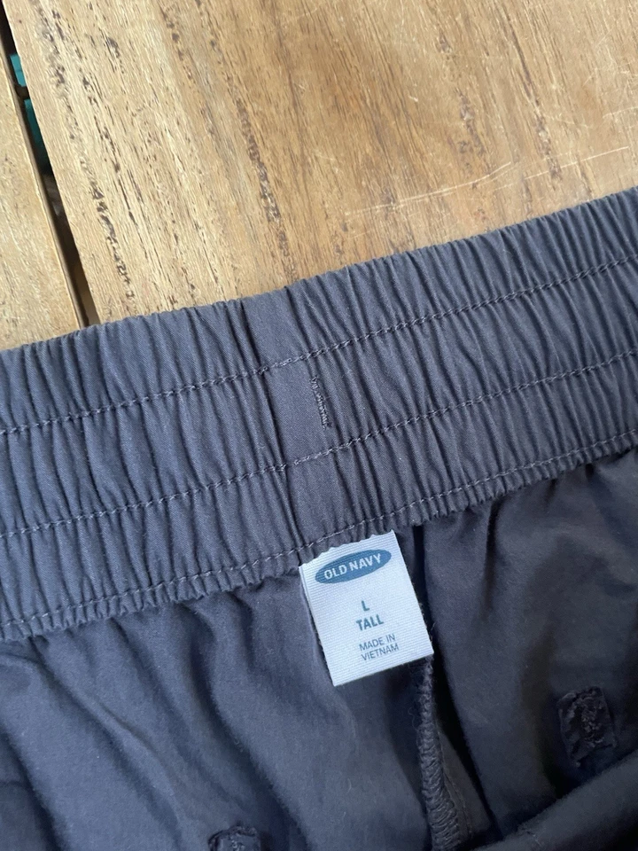 Pantalones de chándal informales Old Navy para mujer talla grande ALTOS gris oscuro  Foto 4 de 4