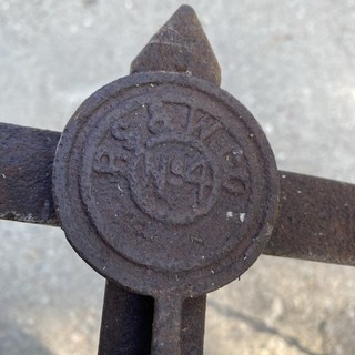 Antique P.S & W. Co Trap No. 4 Double Long Spring