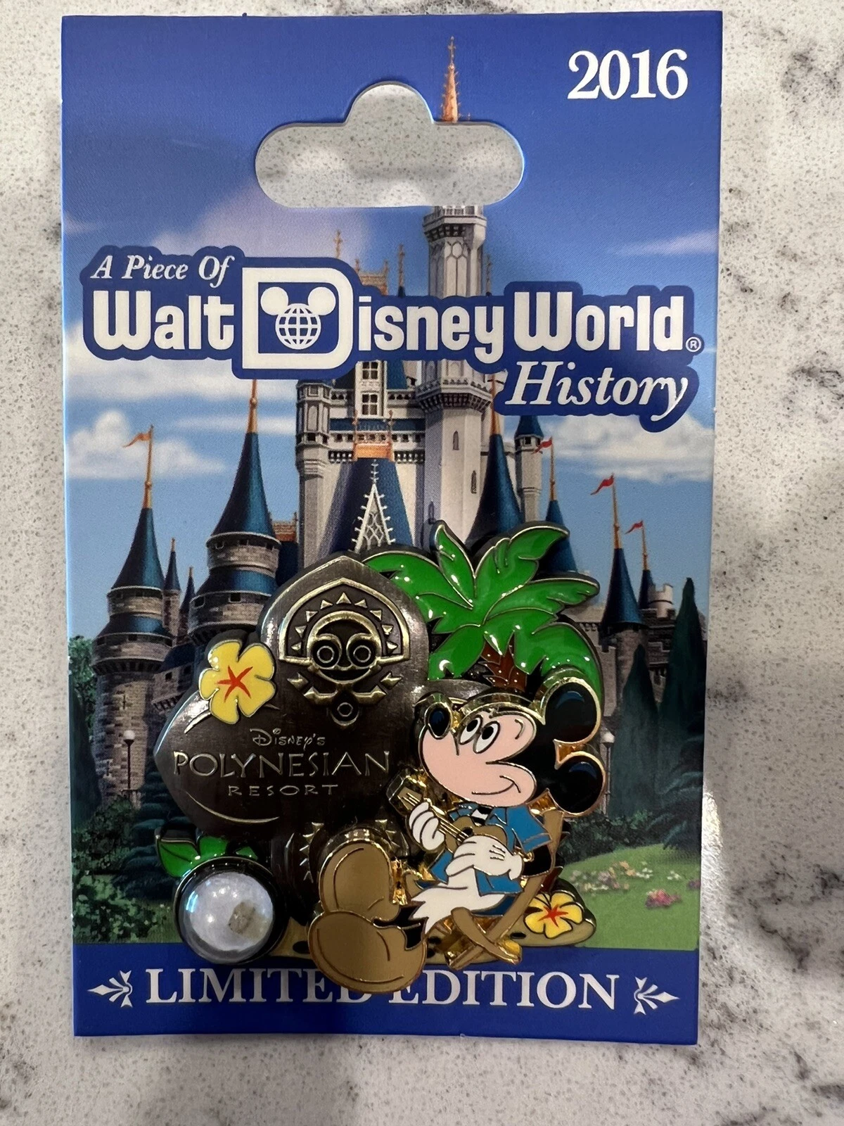 A Piece Of Walt Disney World History Polynesian Village Resort LE 1500 Pin