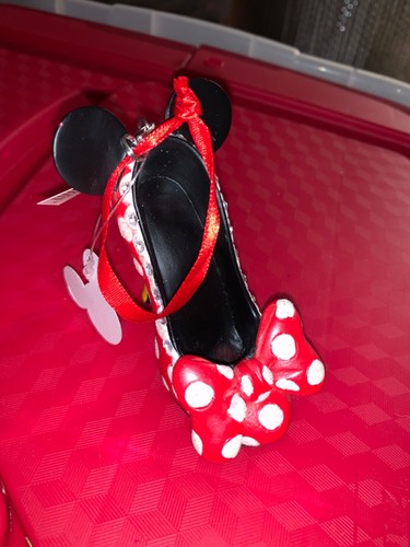 Disney Runway Shoe Ornament Minnie Mouse Red Polka Dot Brand New with Tag - Picture 3 of 4