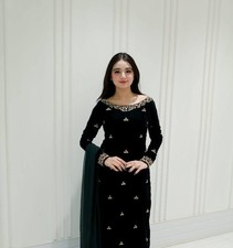 Presenting Green Velvet Salwar Kameez With Dupatta For Women Party Wear