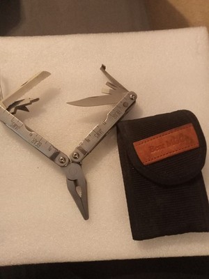 Bear Jaws Multi-Tool with Sheath