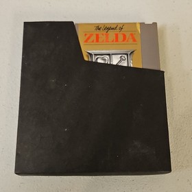 Cartucho y funda antipolvo The Legend of Zelda NES Nintendo