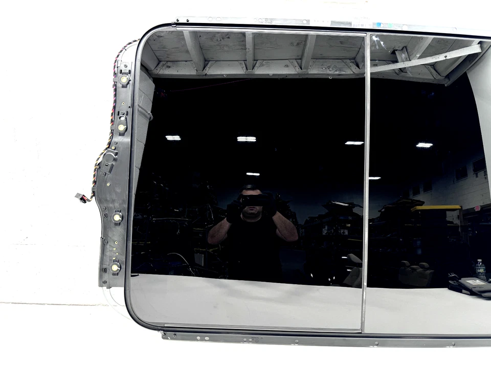 AUDI Q5 2009-2012 TECHO PANORÁMICO TECHO CORREDIZO TECHO CORREDIZO FABRICANTE DE EQUIPOS ORIGINALES 5N0 867 525 A Foto 4 de 4