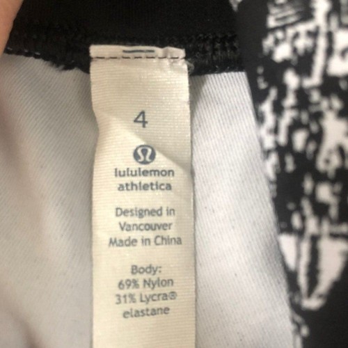 Lululemon athletica size 4 wunder under capri leggings black and white - Picture 8 of 8