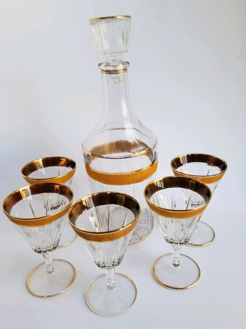 stemware with gold trim