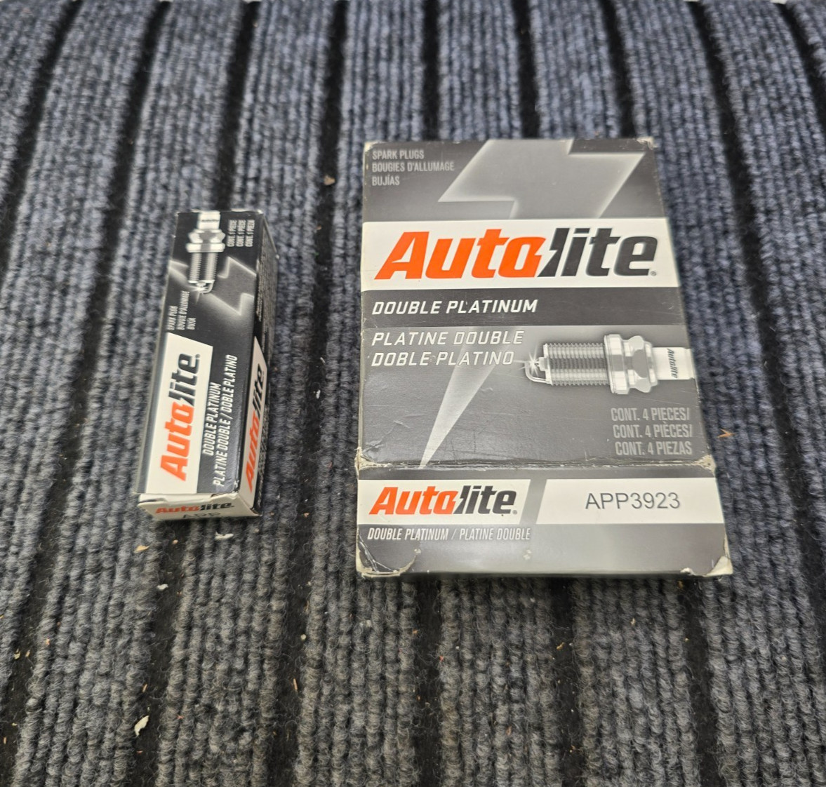 QTY 4 Autolite APP3923: Double Platinum Spark Plugs For Ignition Secondary