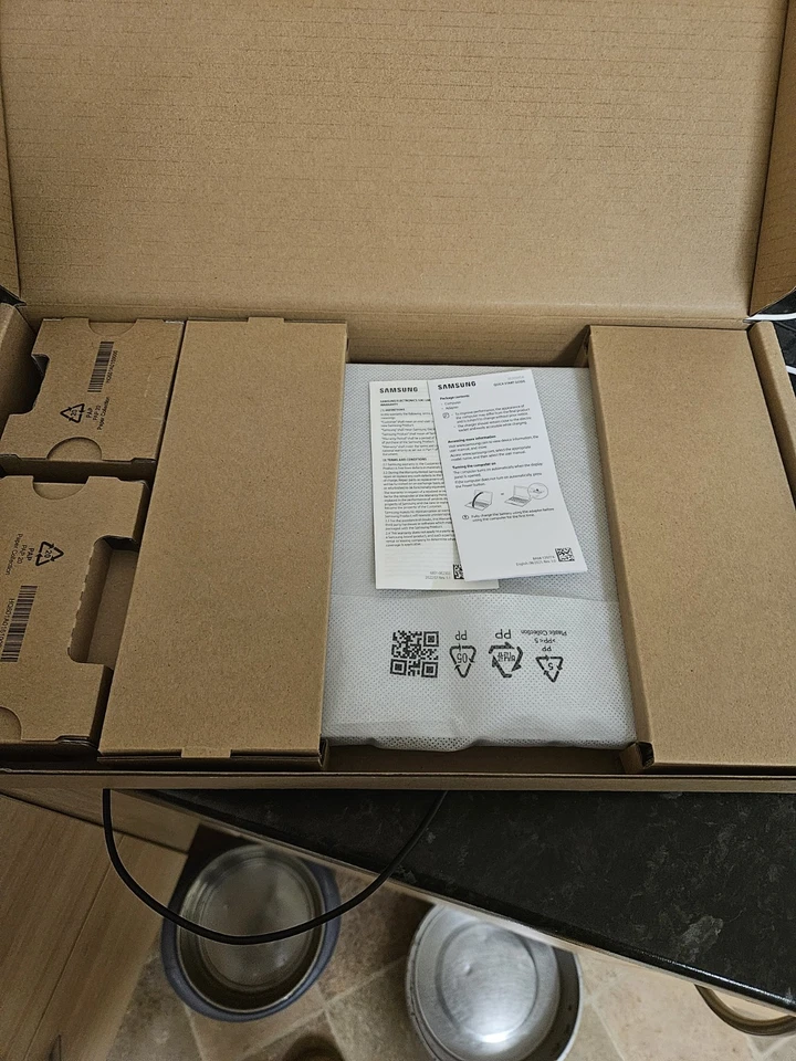 Google chrome laptop with charger - Image 3 of 4