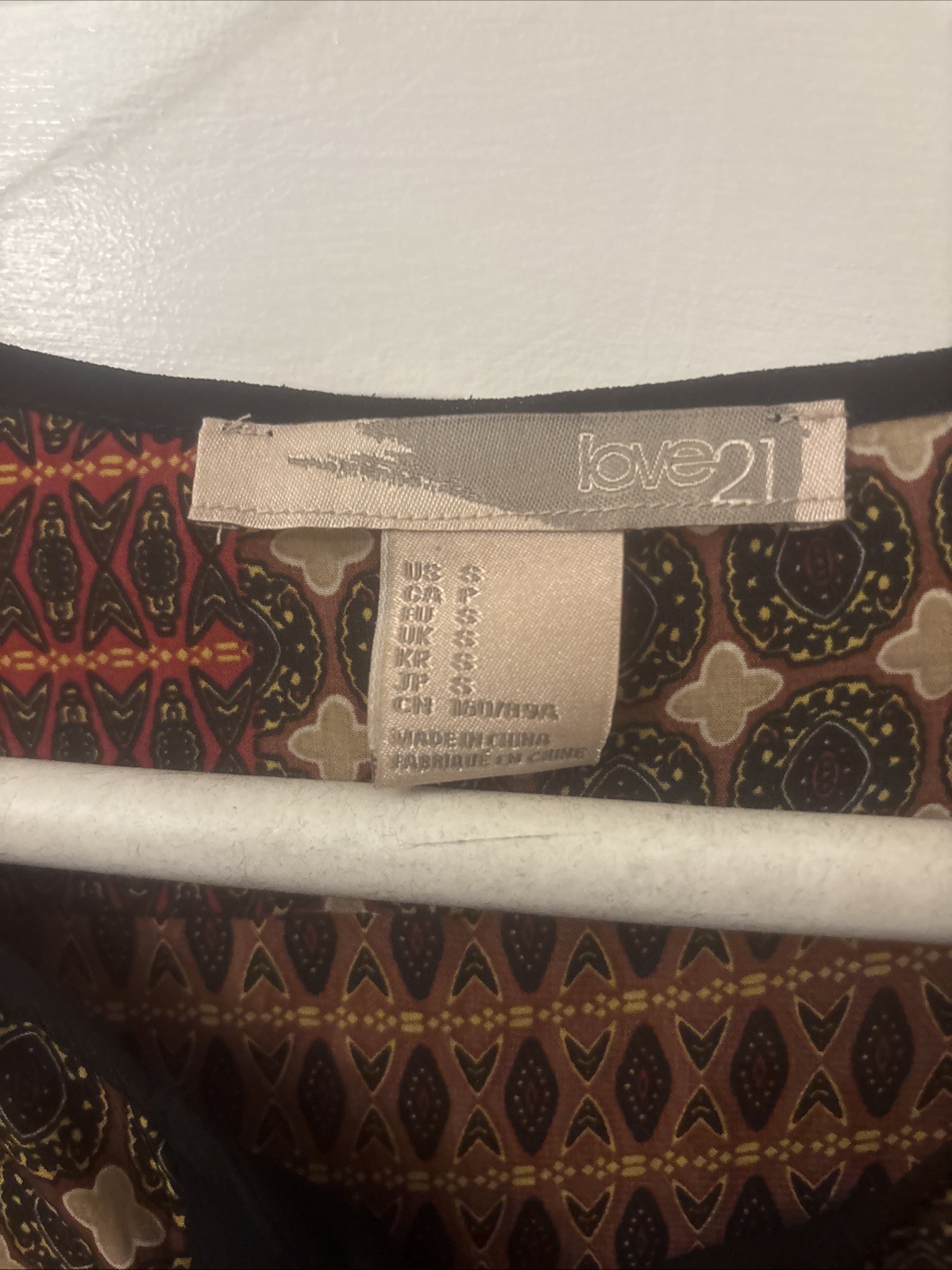 Love21 Black Trim Front Tie Long Sleeve Geometric Career Blouse A