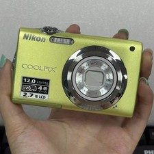 Nikon Coolpix S3000 12.0MP Compact Digital Camera w/Battery Charger