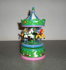 GIOSTRA IN LEGNO CON CAVALLI E CARILLON