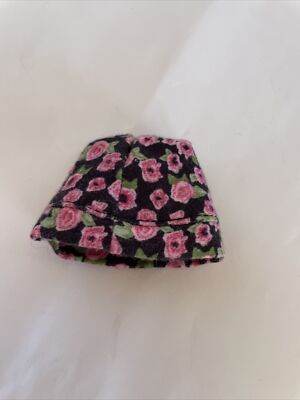 Netflix Project Mc2 Invisible Ink Experiment McKeyla Floral Hat Replacement