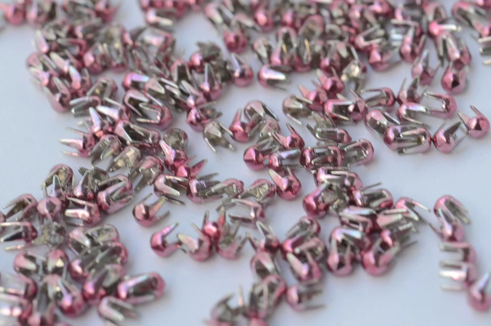 500x pink Ziernieten Nieten Krallennieten, Ø2.4 mm, diamantschnitt - runde Form - Bild 2 von 4