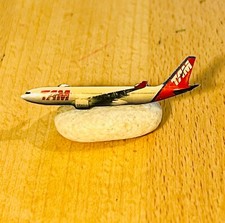 TAM (JJ) Airlines PIN - Rare item - Airline does not operate any more