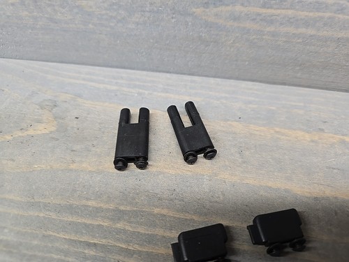 Vintage Xtm Xcelerator Nitro Steering And Throttle Servo Mounts - Picture 6 of 6