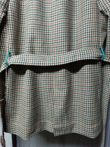1970s Vintage handtailored bespoke houndstooth all worsted belted over coat 42R - Picture 9 of 12