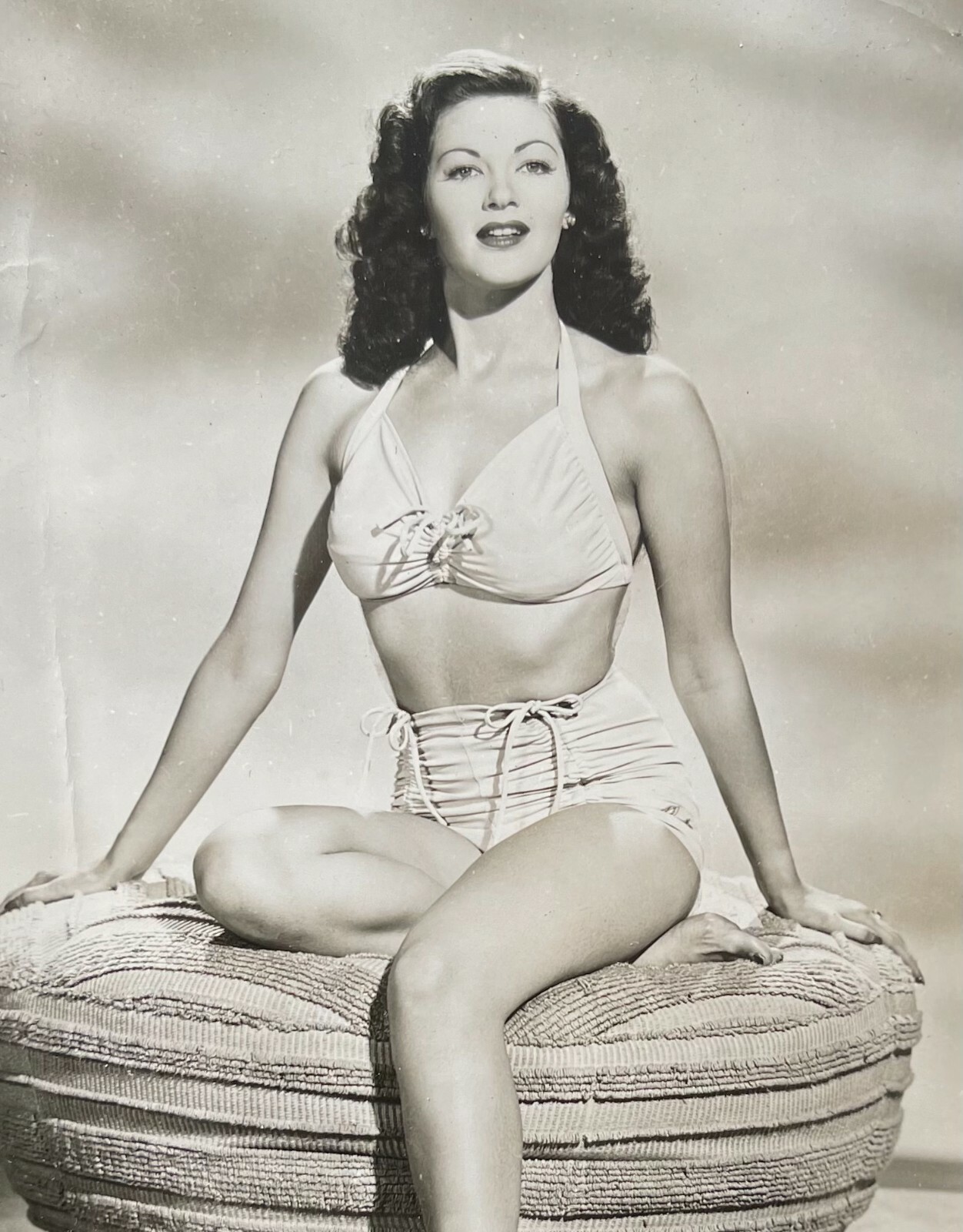Yvonne De Carlo Bikini
