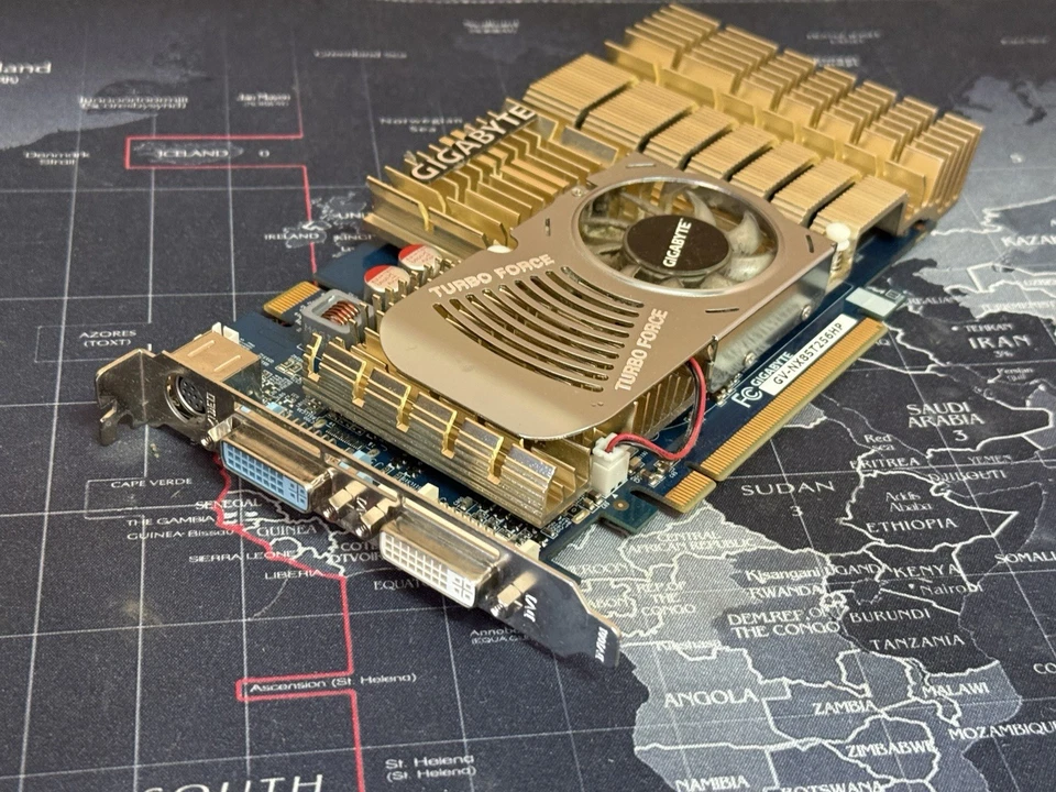 GeForce 8500 GT 256MB GDDR3 PCI Express Video Card GV-NX85T256HP - Image 3 of 4