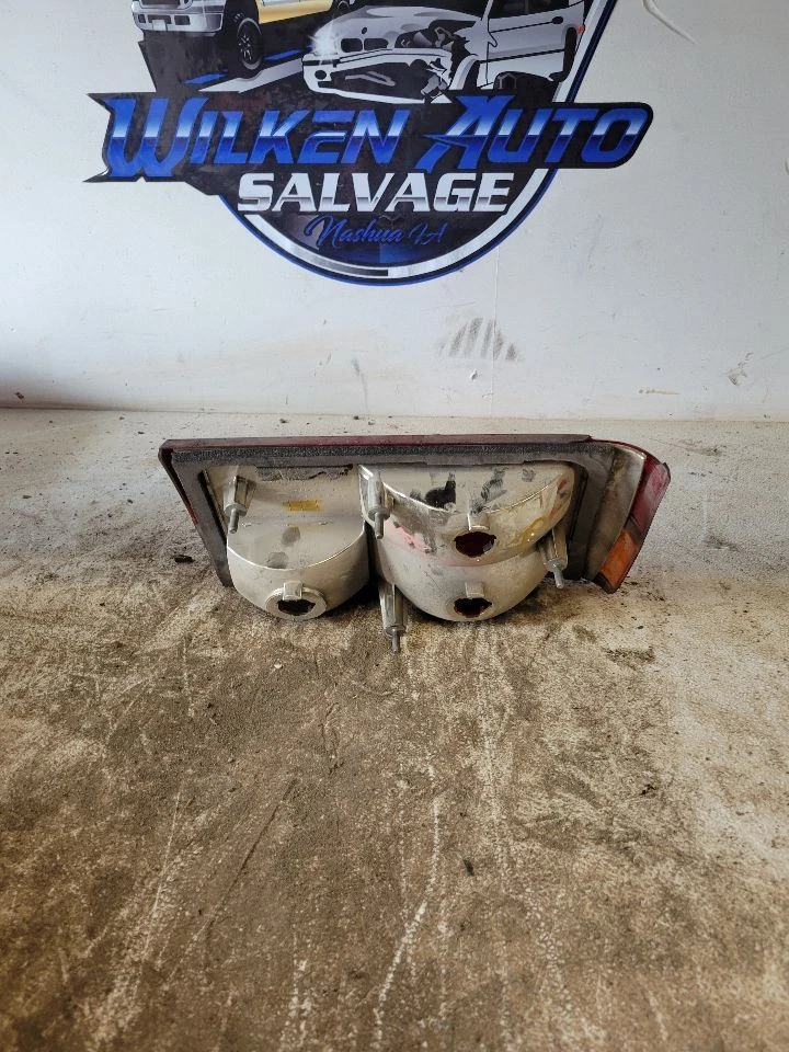 Luz trasera de pasajero convertible acabado cromado compatible con 83-87 RENAULT ALLIANCE 652557 Foto 2 de 2