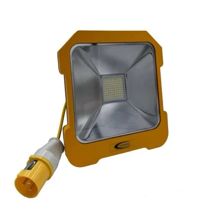 CONNEXION 110V LED Task Light 20w 3m Lead With 16amp And 1 x 16amp Outlet