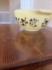 Vintage Pyrex Gooseberry Black on Yellow 442 Cinderella Mixing Bowl 1.5 QT