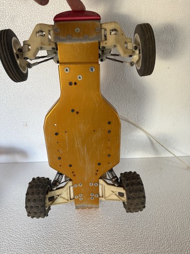 Vtg Team Associated RC10 Gold Pan OG A Stamp For Parts - Picture 9 of 21